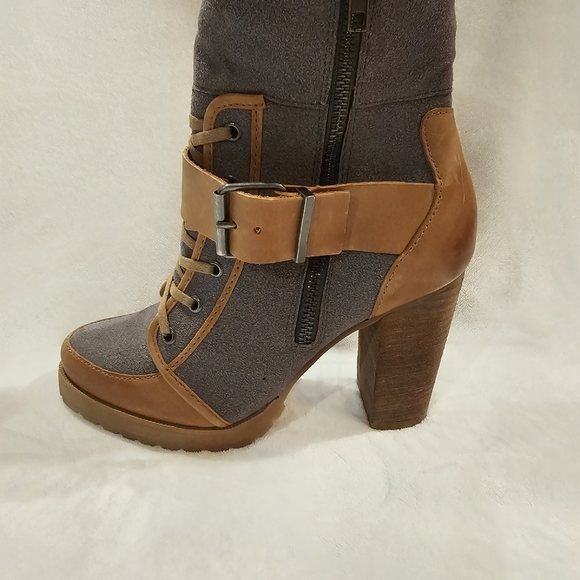 NWT and Box Boots - Picture 7 of 13